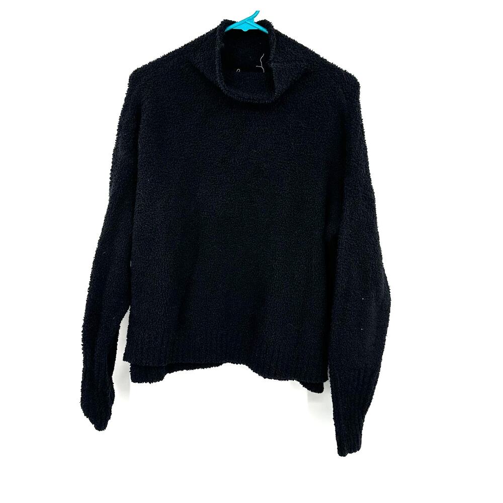 UGG Size Small Long Sleeve Turtleneck Pullover Sweater Black Warm Layers‎ Soft